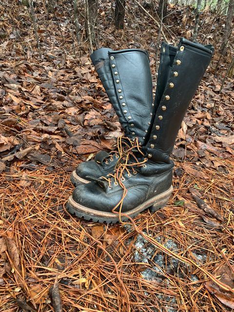 Photo by CountFluffhair.46 on January 3, 2023 of the Hoffman Boots Unlisted Model in Unknown Leather.