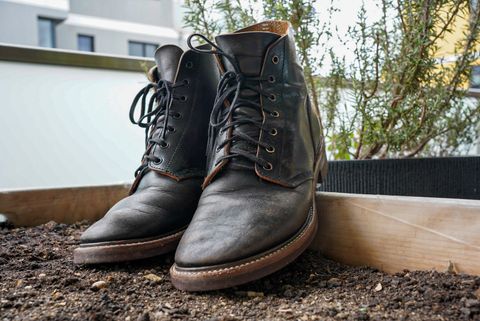 Photo by palletshots on April 1, 2024 of the John Lofgren M-43 Service Shoes in Shinki Black Teacore Horsebutt.