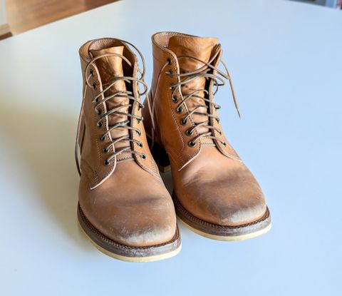 Photo by chilly on October 4, 2024 of the Flame Panda Service Boot in Maryam Natural Horsebutt.