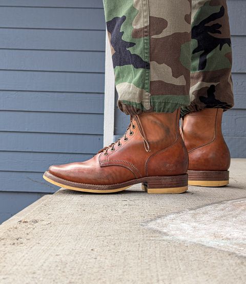 Photo by chilly on February 2, 2025 of the Flame Panda Service Boot in Maryam Natural Horsebutt.