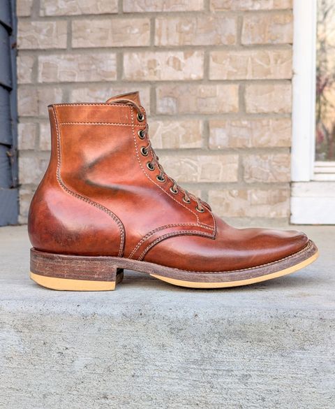 Photo by chilly on April 5, 2025 of the Flame Panda Service Boot in Maryam Natural Horsebutt.