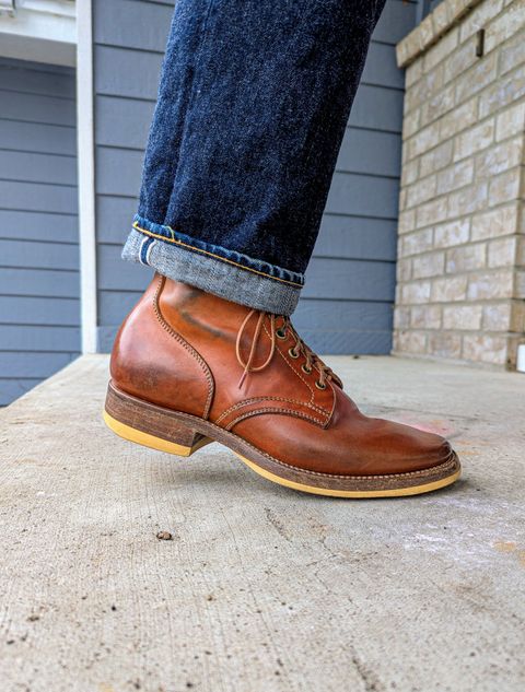 Photo by chilly on April 2, 2025 of the Flame Panda Service Boot in Maryam Natural Horsebutt.
