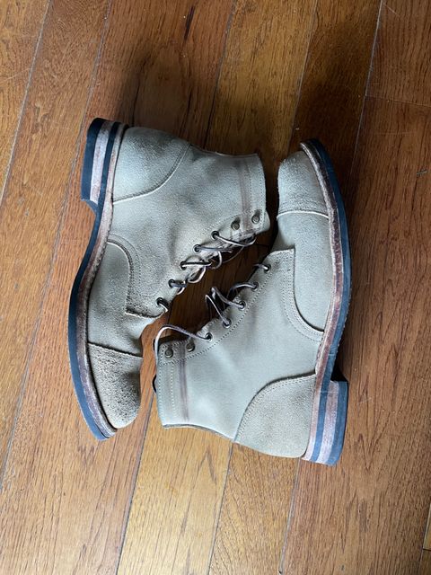 Photo by Suede_McWade on December 5, 2022 of the Truman Service Boot in Tasman Leather Group Coyote Roughout.