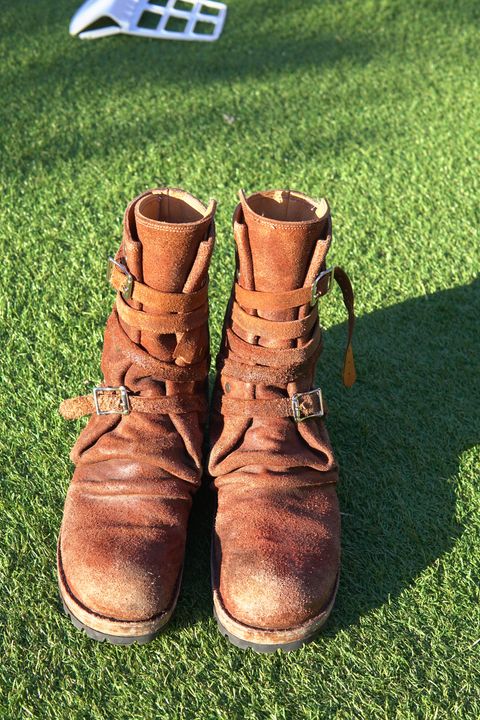 Photo by tekufu on December 4, 2024 of the Thomas Benjamin 008 in Hand-Dyed veg Tan Leather.