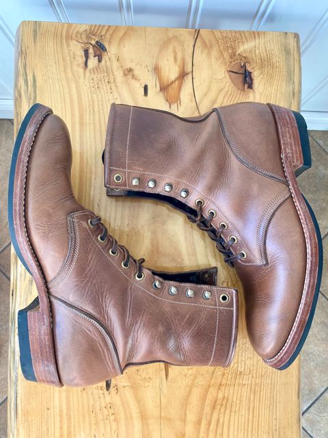 Photo by storybook.oak on November 3, 2022 of the Onderhoud SVC02 Packer Boot in Horween Natural Chromexcel.