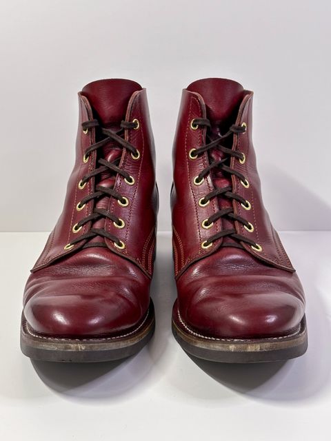 Photo by storybook.oak on December 4, 2023 of the Jack & White Brothers Letterman ZERO in Badalassi Carlo Mosto Minerva Liscio.