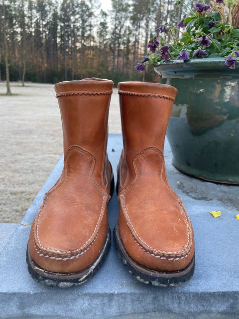 Photo by greenhead on December 5, 2023 of the Quoddy Pull On Boot in Horween Whiskey Cavalier.