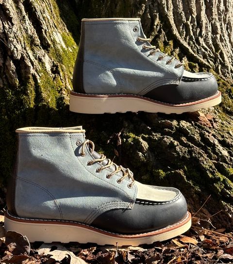 Photo by lee.goodson on February 1, 2025 of the Red Wing 6-Inch Classic Moc in Mulri-Indigo.