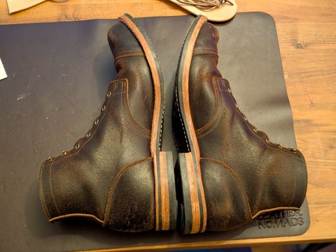 Photo by demo on February 8, 2025 of the Truman Service Boot in Horween Java Waxed Flesh.