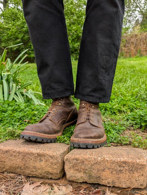 Photo by demo on April 20, 2025 of the White's Bounty Hunter in Horween Olive Waxed Flesh.