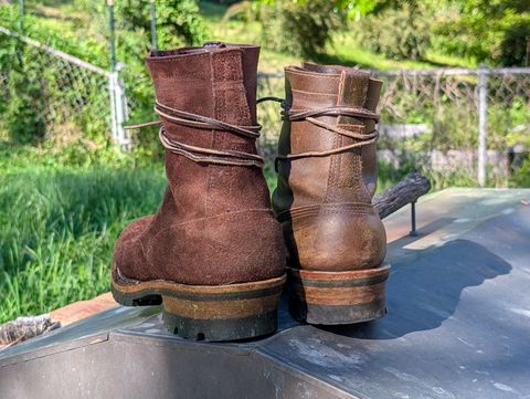 Photo by demo on May 21, 2025 of the White's Bounty Hunter in Horween Olive Waxed Flesh.