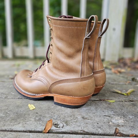 Photo by ShnyHntr91 on June 27, 2024 of the Nicks MTO in Horween, Sage Chromepak.