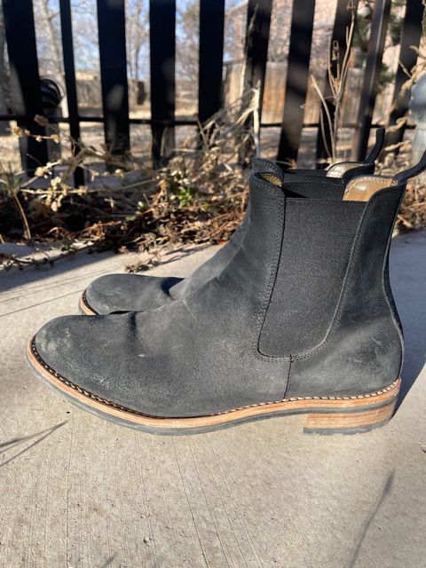 Photo by thelibertytree on March 5, 2023 of the Mark Albert Chelsea Boot in C.F. Stead Black Waxy Commander Suede.