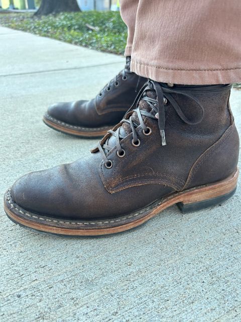 Photo by brianscotty on October 27, 2024 of the White's MP-Sherman Plain Toe in Horween Dark Brown Waxed Flesh.