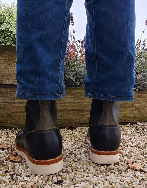 Photo by BCLEATHERGOODS on September 16, 2023 of the Imperium Unknown Model in Horween Black Chromexcel.