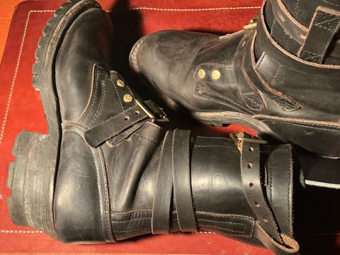 Photo by dj on January 19, 2025 of the Nicks Heritage TankerPro in Horween Black Chromexcel.