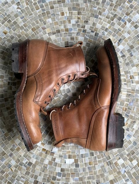 Photo by tylers.hobby on April 4, 2024 of the White's 350 Cruiser in Horween Natural Chromexcel.