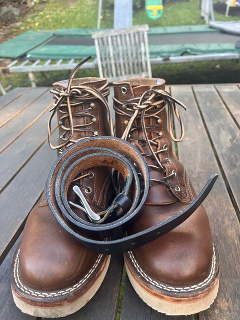 Photo by Dannflow on December 1, 2025 of the Nicks Free Range in Horween British Tan Chromexcel.