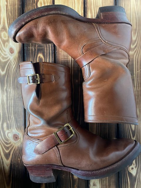 Photo by BacidiaGlory on April 3, 2024 of the Briselblack The Keeper 'Type 2' Engineer Boot in Maryam Toscanello Horsebutt.