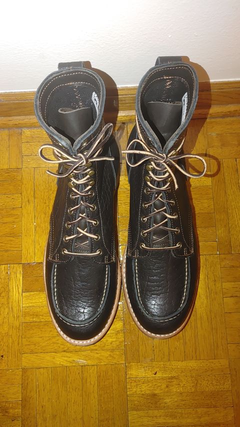 Photo by Exsufflicate on October 6, 2022 of the Truman Upland Boot in Law Tanning Black Big Horn Shrunken Bison.