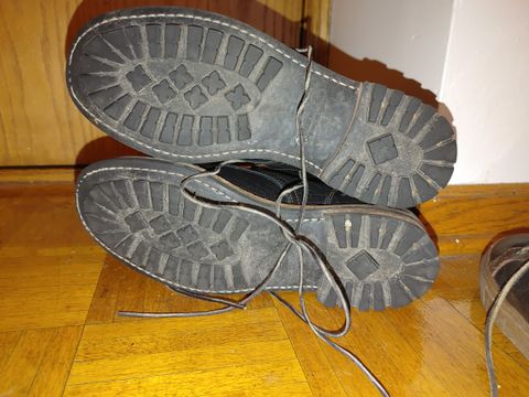 Photo by Exsufflicate on January 6, 2023 of the Truman Upland Boot in Law Tanning Black Big Horn Shrunken Bison.