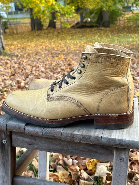 Photo by Bob_Loblaw on November 4, 2022 of the Wolverine 1000 Mile Plain-Toe Boot in Horween Olive Tanned.