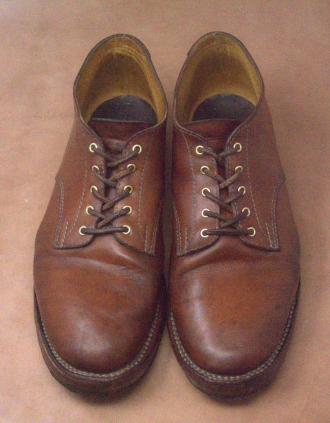 Photo by ifticar2 on January 6, 2025 of the Oldspeed MFG Derby in Horween Russet Horsehide Strips.