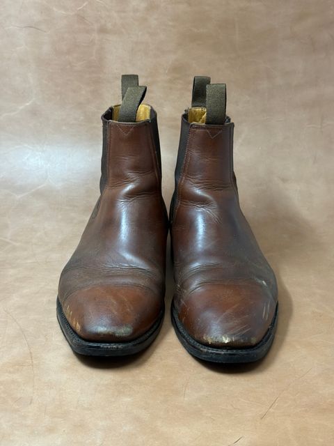 Photo by ifticar2 on December 5, 2025 of the John Doe Shoes Chelsea Boot in Horween Saddle Tan Chromepak.