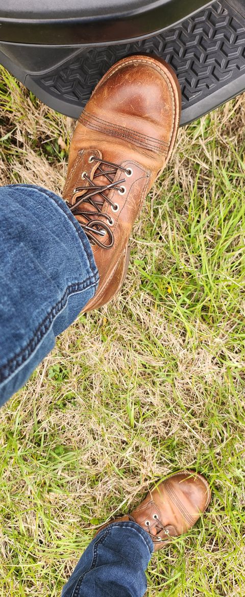 Photo by Zeonic on April 4, 2023 of the Red Wing Iron Ranger in S.B. Foot Copper Rough and Tough.