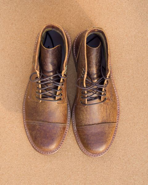 Photo by davehillsd on October 2, 2023 of the Oak Street Bootmakers Trench Boot in Badalassi Carlo Spiga Habana.