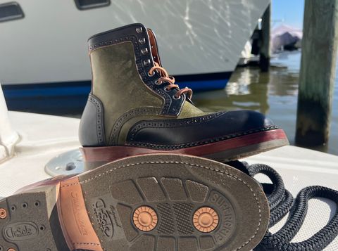 Photo by ListingToPort on October 1, 2023 of the Jakkrabbits Gunner in Horween Black Chromexcel & Badalassi Carlo Oliva Pueblo.