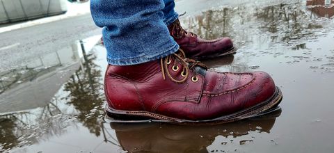 Photo by hoainp on March 20, 2024 of the Grant Stone Brass Boot in Horween Color 8 Chromexcel.