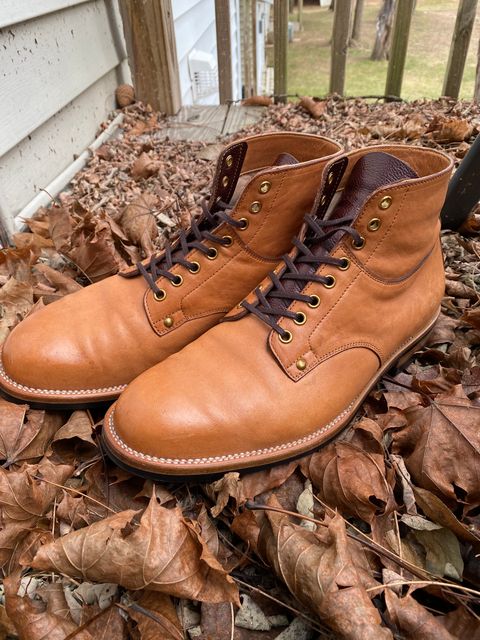 Photo by Asian on January 4, 2024 of the Iron Boots x Østmo Type 1 in Maryam Washed Natural Horsefront.