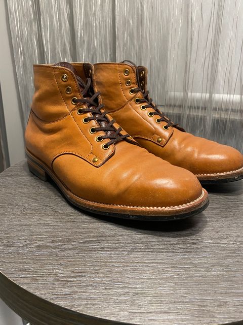 Photo by Asian on June 23, 2024 of the Iron Boots x Østmo Type 1 in Maryam Washed Natural Horsefront.