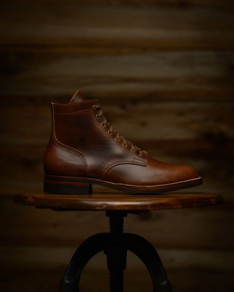 Photo by Asian on August 11, 2025 of the Oldspeed MFG Service Boot 6” in Horween Brown Chromexcel Horsehide.