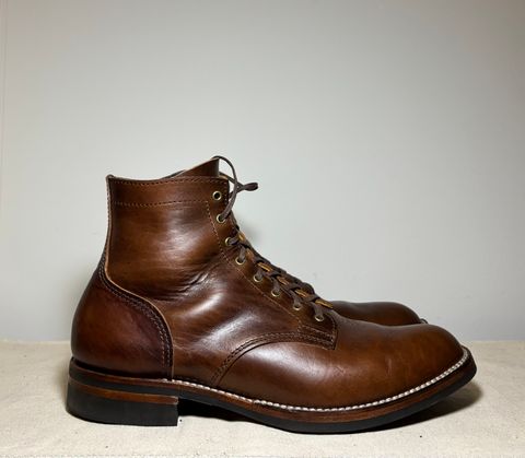 Photo by Asian on November 6, 2025 of the Oldspeed MFG Service Boot 6” in Horween Brown Chromexcel Horsehide.