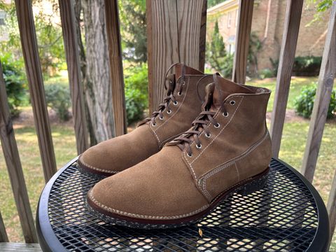 Photo by Asian on August 28, 2025 of the Oldspeed MFG Henry Johnson Trench Boot in Horween Natural Chromexcel Roughout.