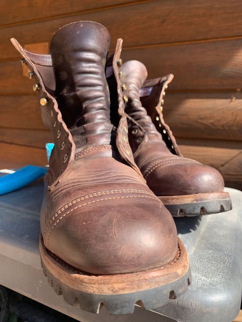 Photo by tinytopey on April 19, 2023 of the Truman Upland Boot in Horween Java Predator.