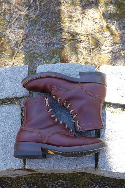 Photo by gertrudes_cat on January 4, 2024 of the Nicks MTO in Wickett & Craig Chestnut Oiled Latigo.