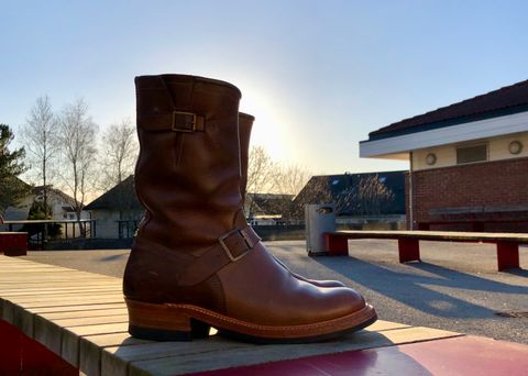 Photo by rarum2 on March 1, 2023 of the John Lofgren Wabash Engineer Boots in Horween Natural Chromexcel.