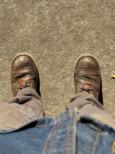 Photo by traceycortez on December 19, 2024 of the Nicks Traveler in Horween Orange Predator.