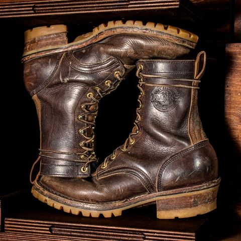 Photo by traceycortez on March 4, 2025 of the Frank's Boots Type 1 Commander in Horween Black Teacore Cypress & Horween Natural Waxed Flesh.