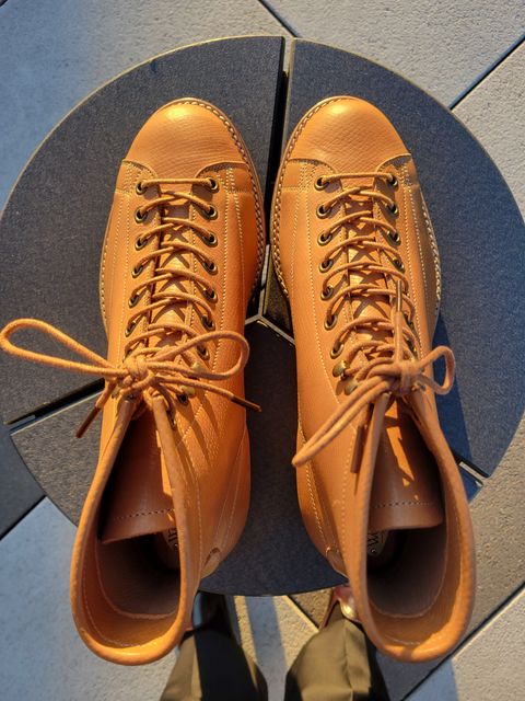 Photo by sacerdos9287 on October 10, 2023 of the Onderhoud LCV02 Monkey Boot in Horween Natural Pioneer Reindeer.
