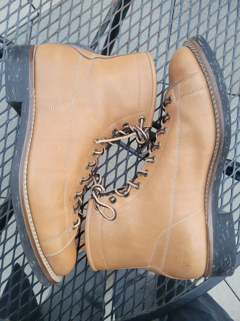 Photo by sacerdos9287 on November 6, 2023 of the Onderhoud LCV02 Monkey Boot in Horween Natural Pioneer Reindeer.