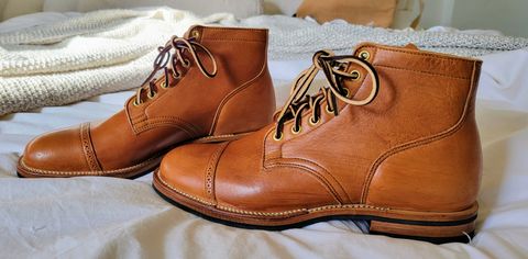 Photo by chicagosouthloop on February 20, 2025 of the Viberg Service Boot in Horween Chestnut Essex.
