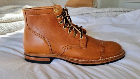 Photo by chicagosouthloop on February 20, 2025 of the Viberg Service Boot in Horween Chestnut Essex.