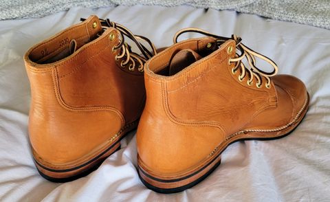 Photo by chicagosouthloop on February 20, 2025 of the Viberg Service Boot in Horween Chestnut Essex.