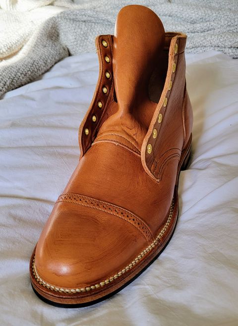 Photo by chicagosouthloop on February 20, 2025 of the Viberg Service Boot in Horween Chestnut Essex.