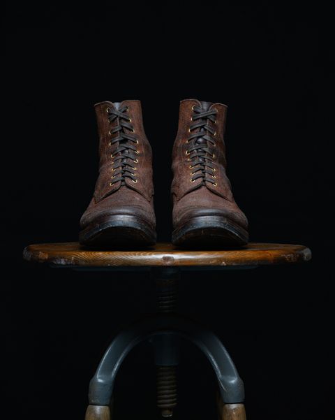Photo by ahuebner on April 1, 2025 of the WM1978 Garrison Boot in C.F. Stead Amber Brown Waxed Rappelo Calf Roughout.