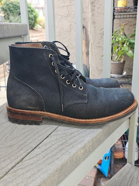 Photo by basboy on January 5, 2024 of the Oak Street Bootmakers Field Boot in Horween Natural Indigo Chromexcel Roughout.